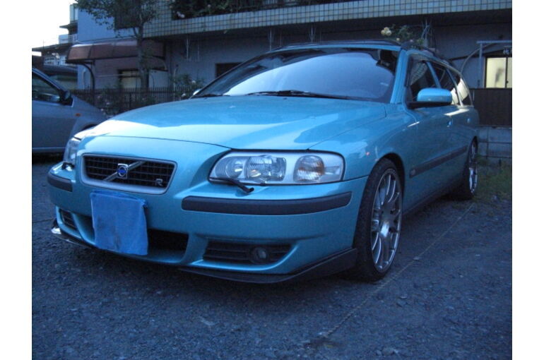 ボルボ　Ｖ７０　パナソニック　ＣＮ－ＨＷ１０００Ｄ取付